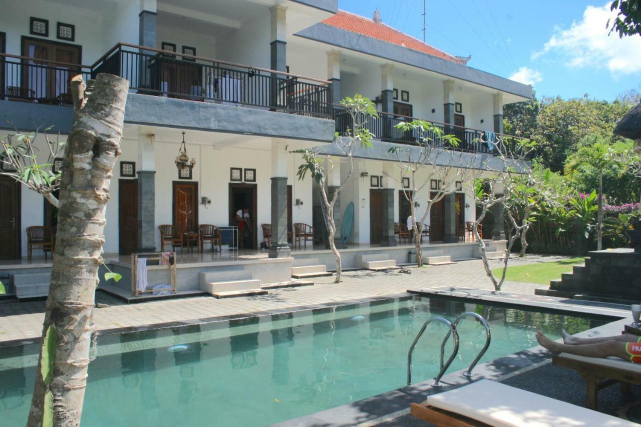 Uluwatu Made Guesthouse Exterior foto