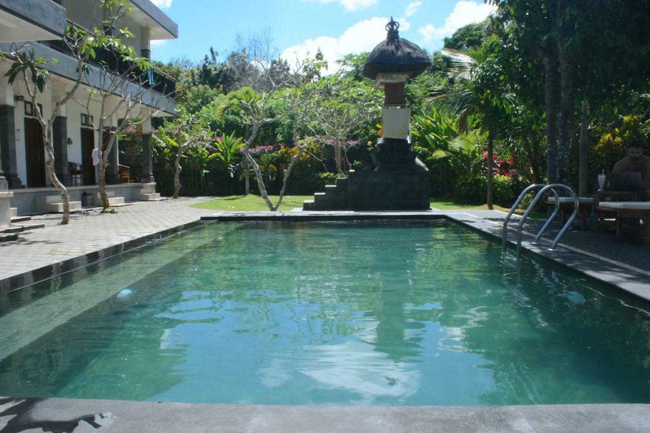 Uluwatu Made Guesthouse Exterior foto